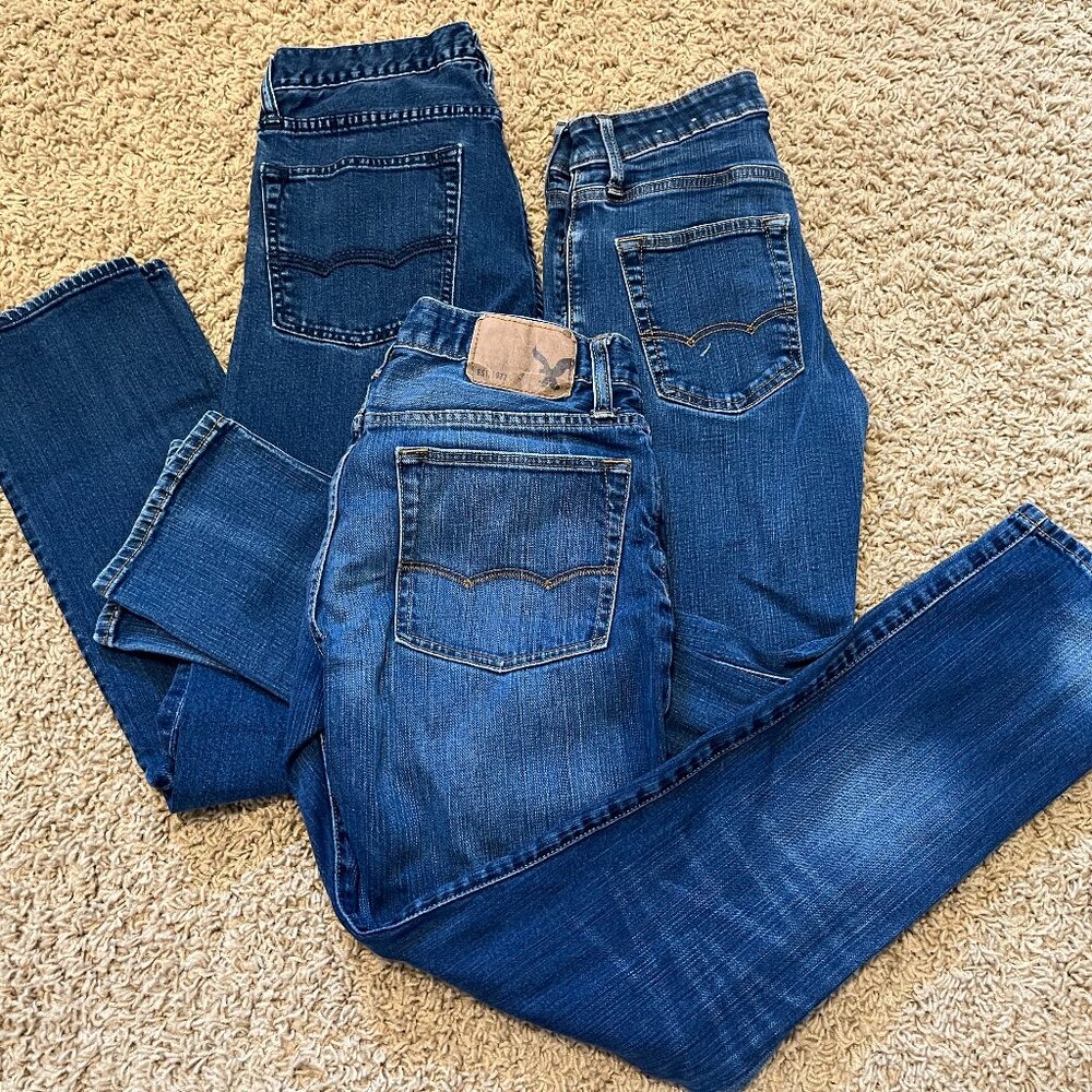 Lot of 3 Pairs Mens Dark Wash American Eagle Jeans 29 and 30x32